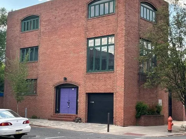 901 Rodman St, Philadelphia, PA 19147