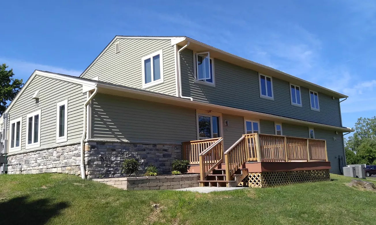 Huntington Woods Apartments — Photo 4