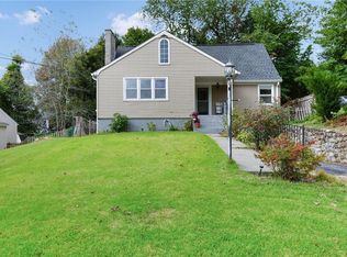 233 Millington Rd, Cortlandt Manor, NY 10567