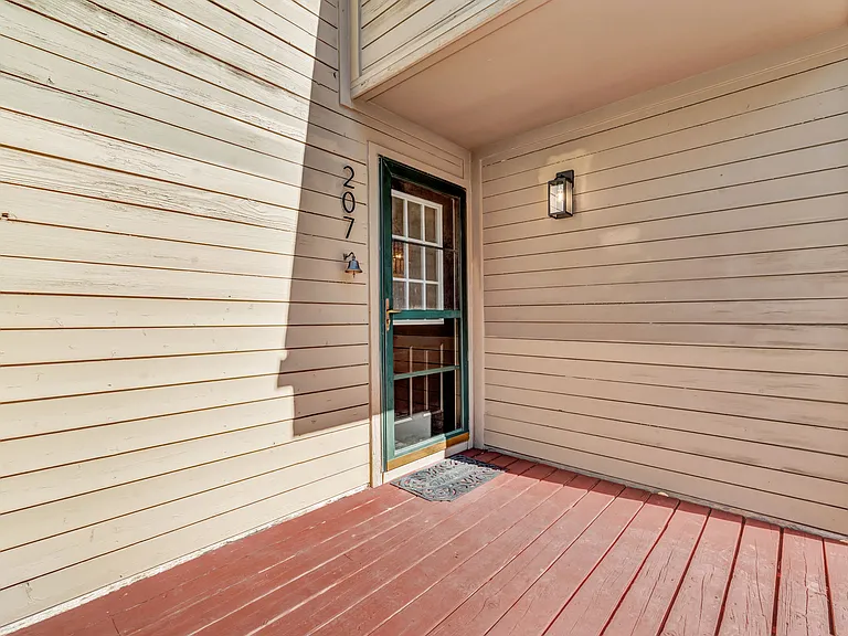 Front porch and entry
