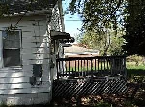 5th image of 25715 Dartmouth St