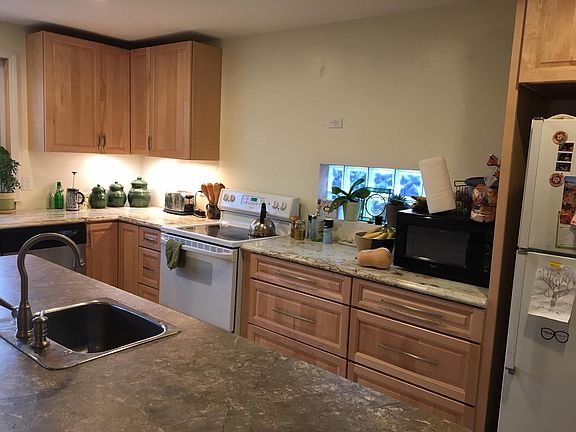 2nd image of 6636 Hancock Ave