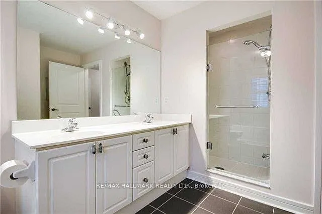 24 Glendora Ave — Photo 15