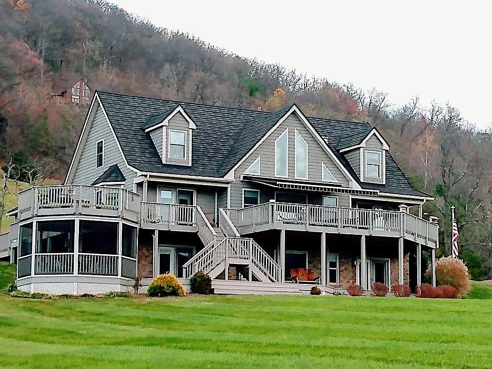 1st image of 655 Jennings Ln