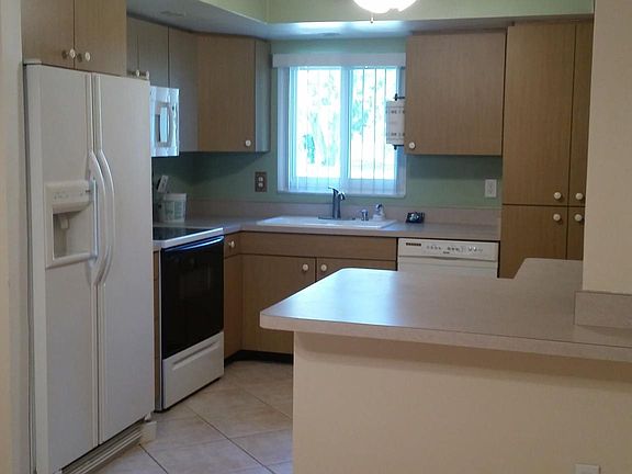 Kitchen with all of the amenities