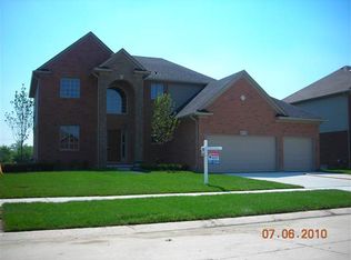 49169 Clinton Ter, Macomb, MI 48044