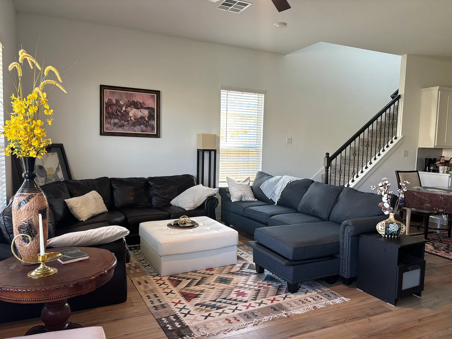 6 bed, 3.5 bath, 3200 sqft, $4,950 — Photo 1
