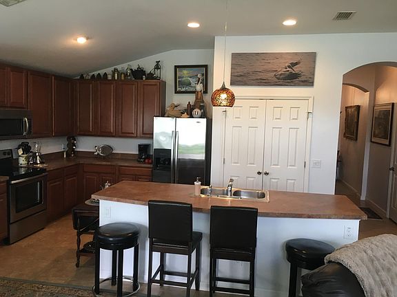 4th image of 3865 Utes Dr