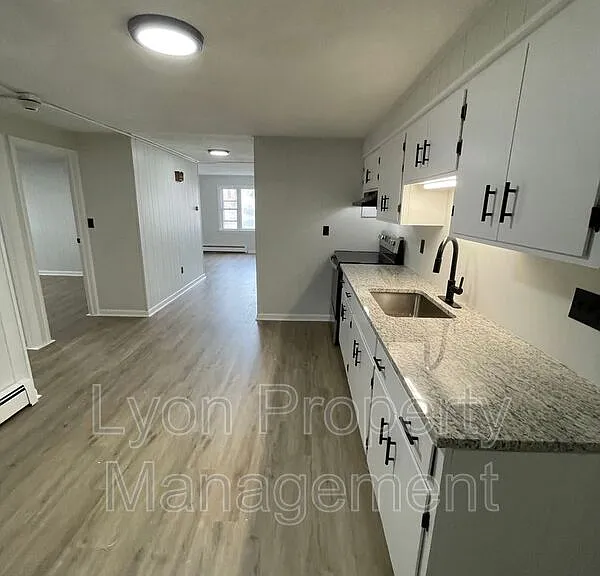 302 Pond St #2A — Photo 3
