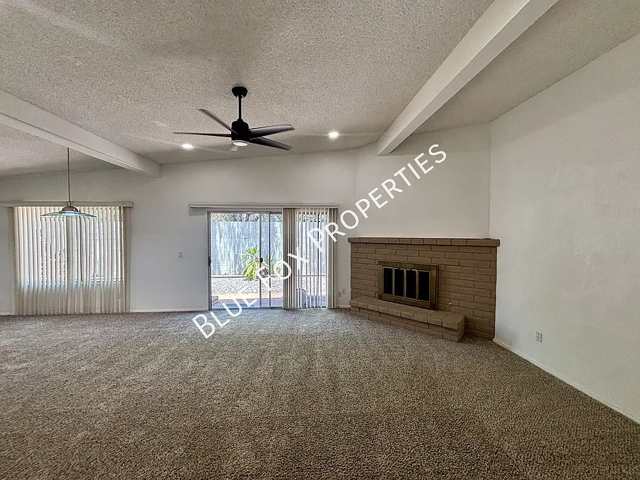 7551 East La Cienega Drive — Photo 4