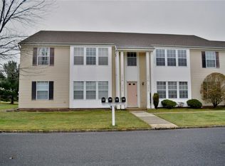 525 N Belford Rd, Monroe Township, NJ 08831