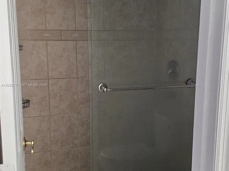 3912 SW 67th Ter #114 — Photo 13