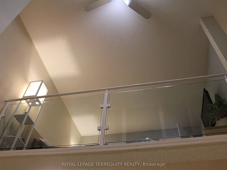 139 Merton St #1046 — Photo 10