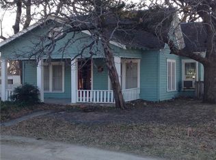 200 Henrietta St, Nocona, TX 76255