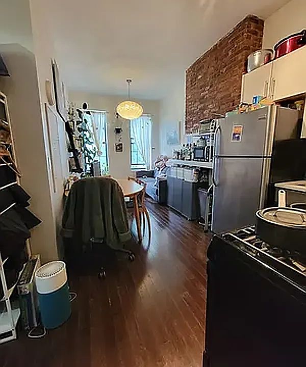 1st image of 432 Evergreen Ave #3LL