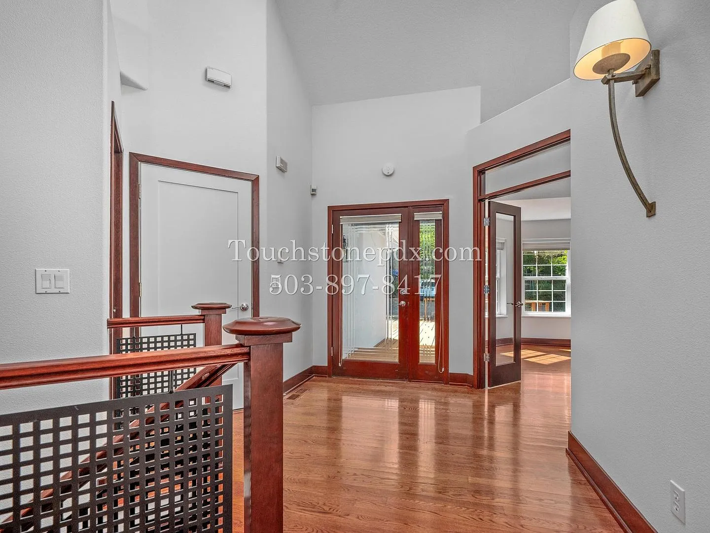 Stunning Hillsdale Home featuring 4BD|4ba + Bonus Room and Office! — Photo 4