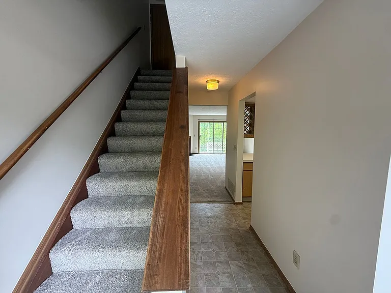 5911 Shadow Lake Cir — Photo 3