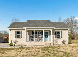 2583 W Mount Vernon Rd, Bethpage, TN 37022