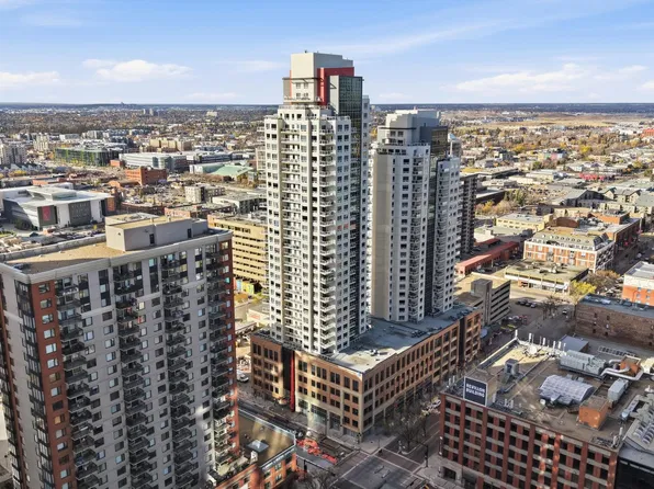 10410 102nd Ave NW #2407, Edmonton, AB T5J 0E9