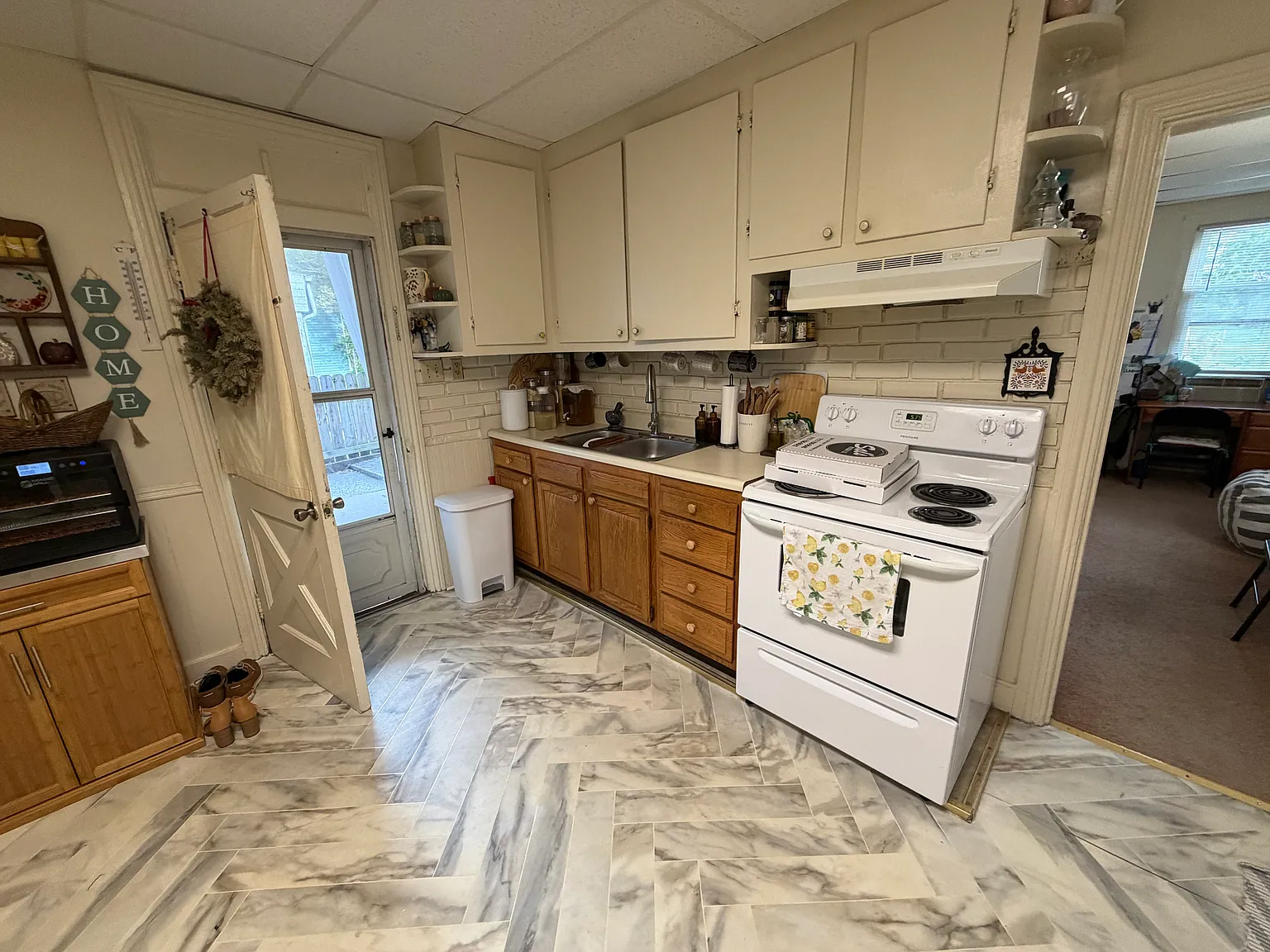 2 bed, $1,095 — Photo 4
