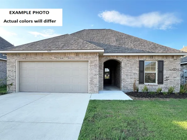 5061 Falcon Bay Dr, Shreveport, LA 71107