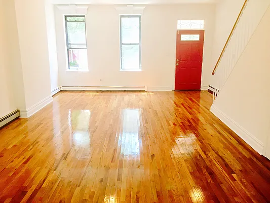 Rented by Remax Real Estate Professionals | media 30