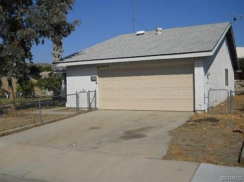 3rd image of 835 S Camino Los Banos