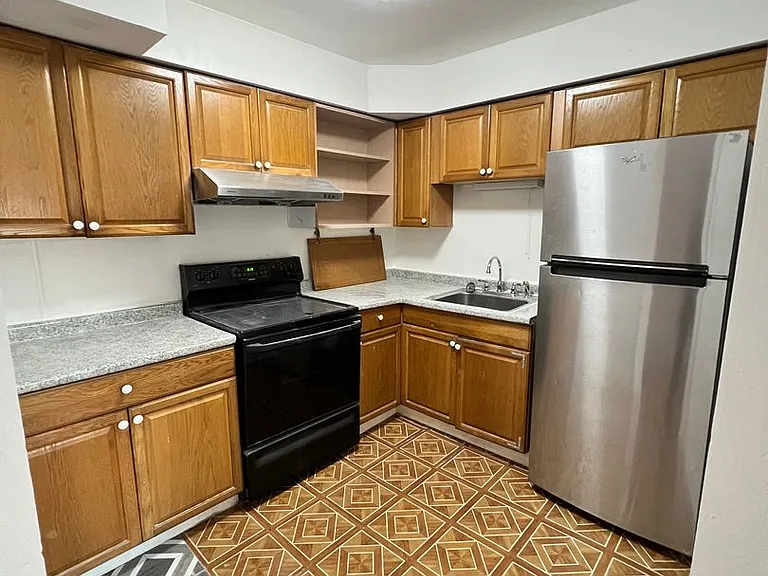 24 Merwood Dr — Photo 1
