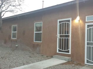 917 Nakomis Dr NE #A, Albuquerque, NM 87112