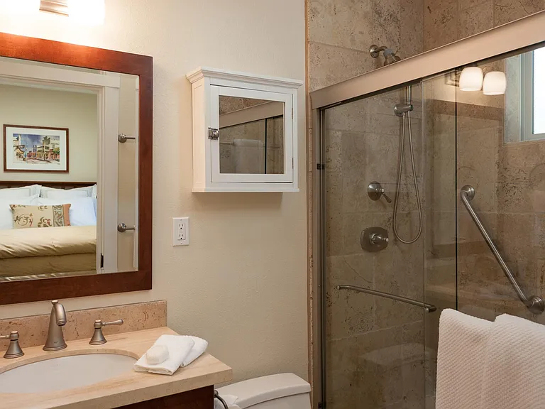 1074 Laurel St #1074 — Photo 13