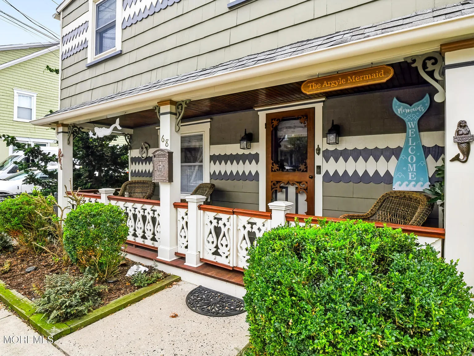 3 bed, 1.5 bath, 1244 sqft, $2,100 — Photo 3