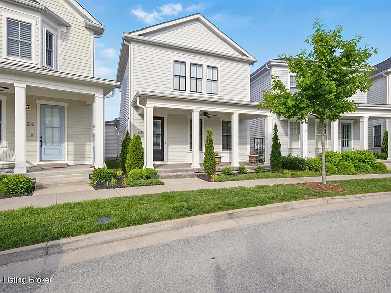 6218 Mistflower Cir — Photo 2