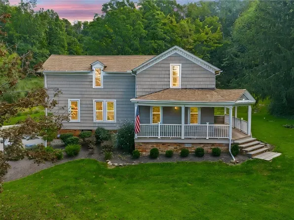 12285 Auburn Rd, Chardon, OH 44024