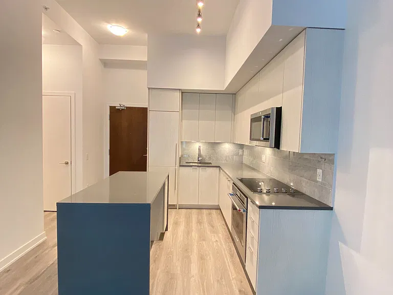 38 Iannuzzi St #218 — Photo 8