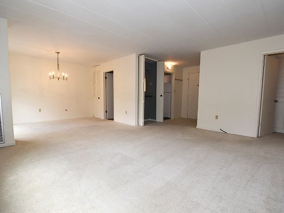 4th image of 5 Bayard Rd APT 306