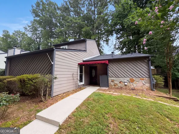 282 Toweridge Dr, Marietta, GA 30064