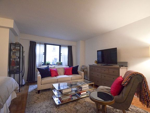 4th image of 7 E 86th St APT 9C