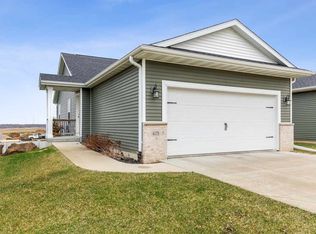 4175 Mourning Dove Dr, Waterloo, IA