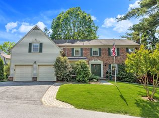 9708 Digging Rd, Montgomery Village, MD 20886