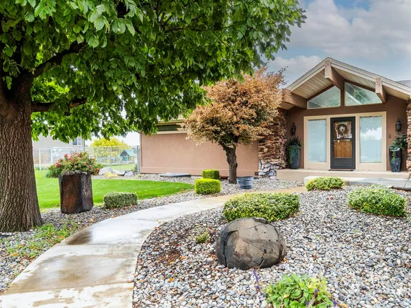 222 E Churchill Dr, Burley, ID 83318