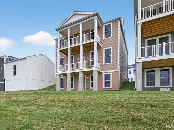 206 Marais Temps Clair Way, Saint Charles, MO 63301