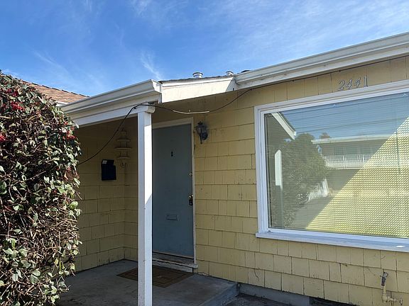 2nd image of 2441 Garland St