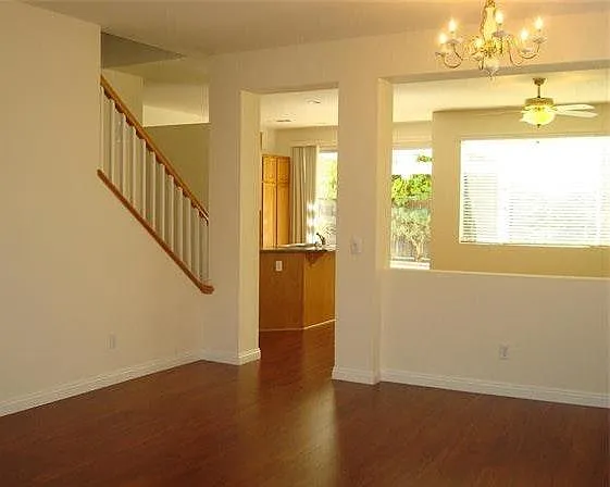 5 bed, 2287 sqft, $5,700 — Photo 4