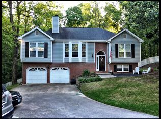 6328 Flat Rock Dr, Flowery Branch, GA 30542