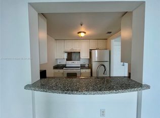 90 SW 8th St #1505, Miami, FL 33130