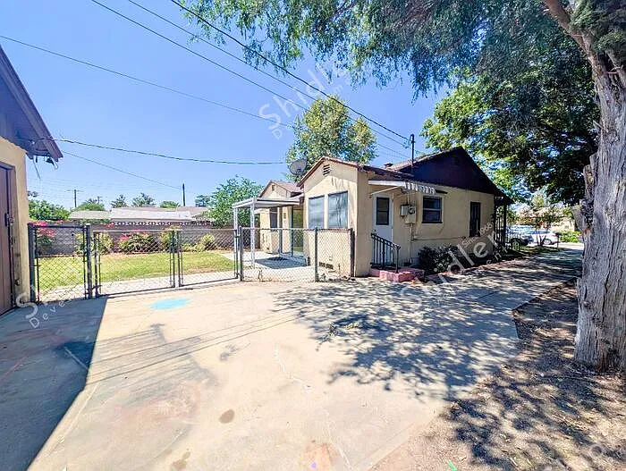3245 N Stoddard Ave — Photo 6