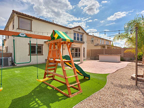 5th image of 768 W Calle La Bolita
