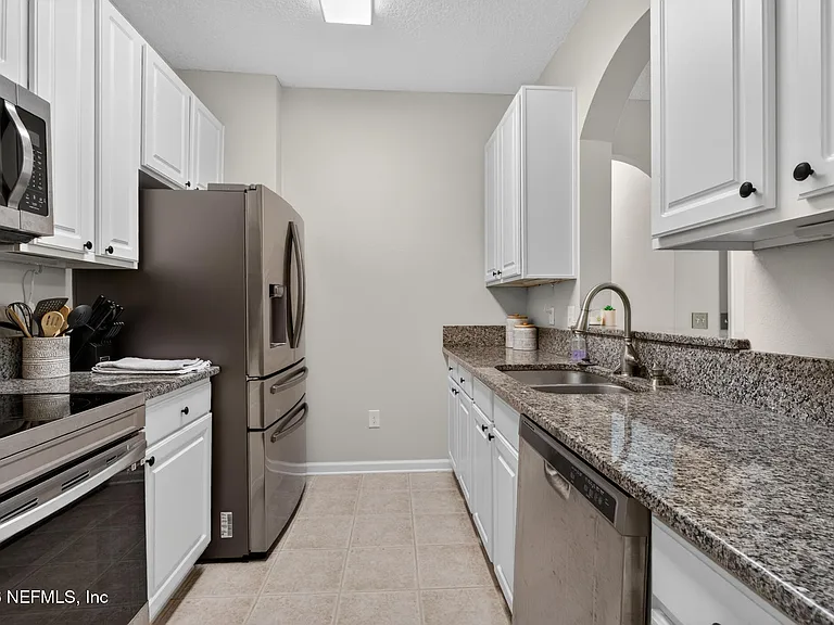 7801 Point Meadows Dr #1205 — Photo 6