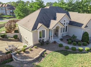 713 NE Ashmont Pl, Lees Summit, MO 64064