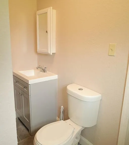 809 Adams St — Photo 17